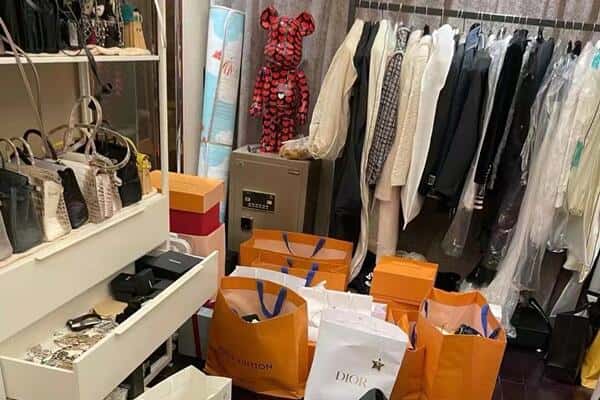 西山区回收一线品牌衣服
